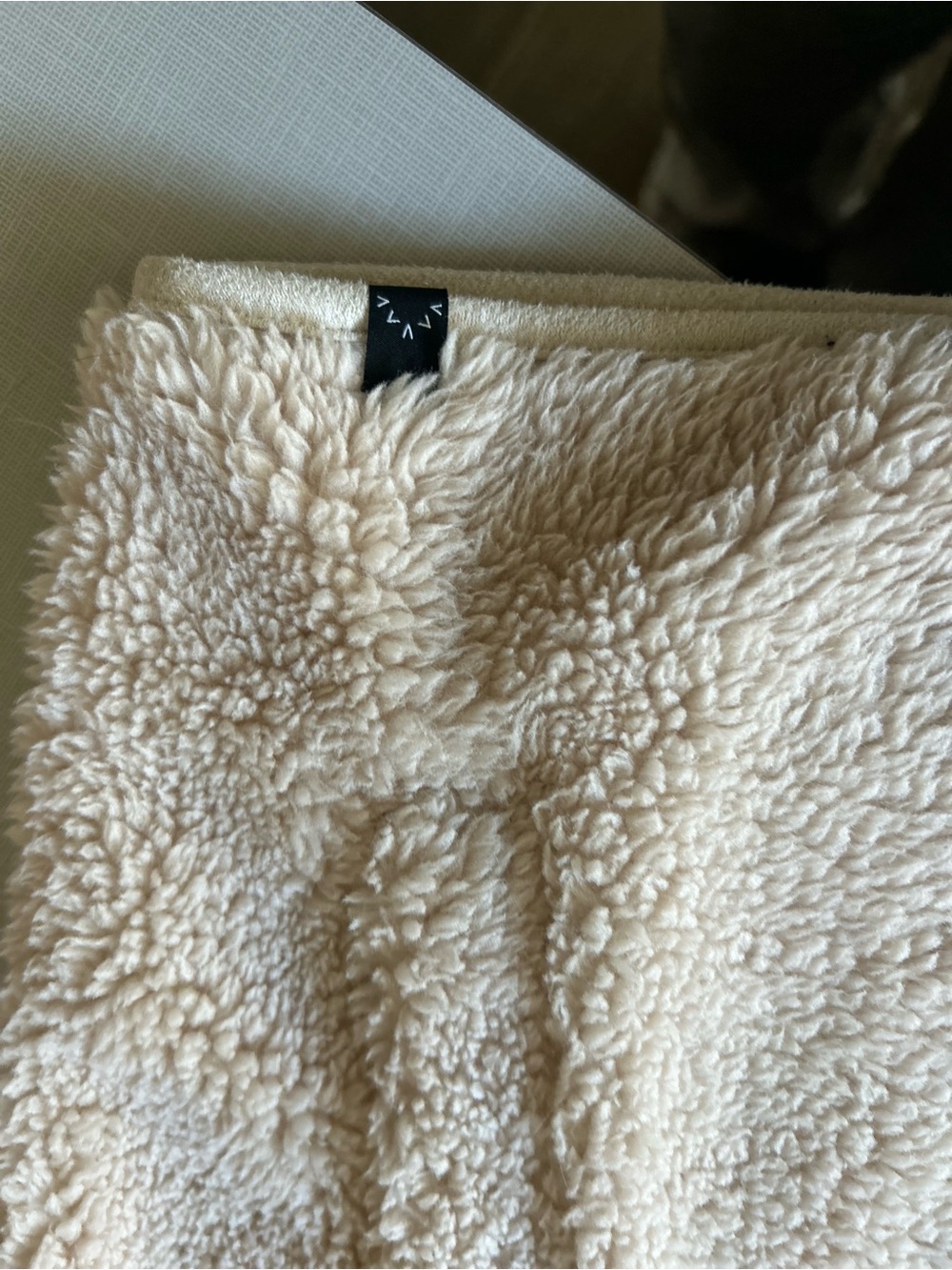 Varley Plush Sherpa Zip-Up Jacket in Light Beige - Picture 6 of 7